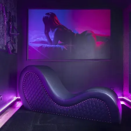 Loasis Des Sens Jacuzzi