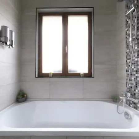 Loasis Des Sens Jacuzzi 奥赛