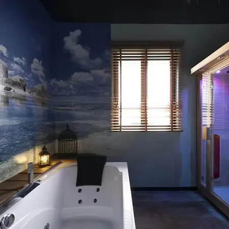 公寓 Loasis Des Sens Jacuzzi *
